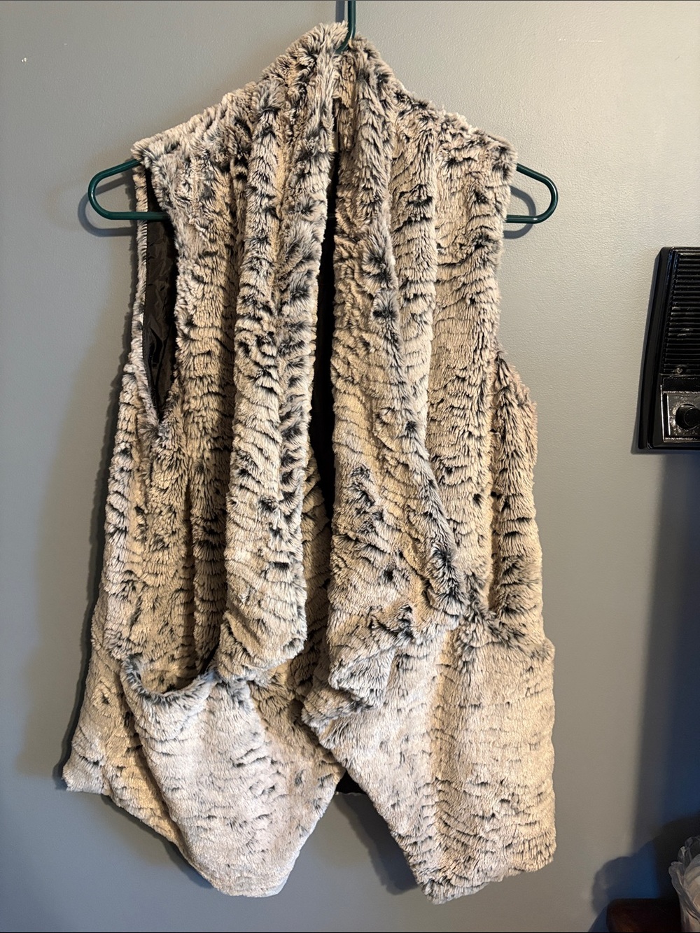Jolt Faux Fur Open Front Vest - Taupe and Black